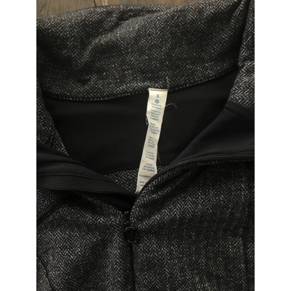 SOLD -Lululemon pull over - Picture 3 of 3